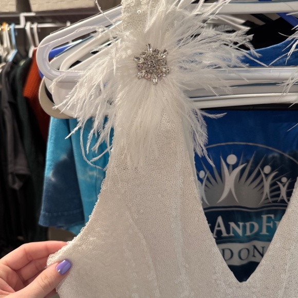 Lulu’s sequin jumpsuit - Picture 2 of 3